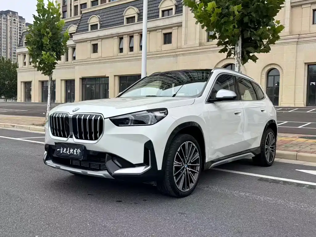 BMW X1 2023 — фото 3