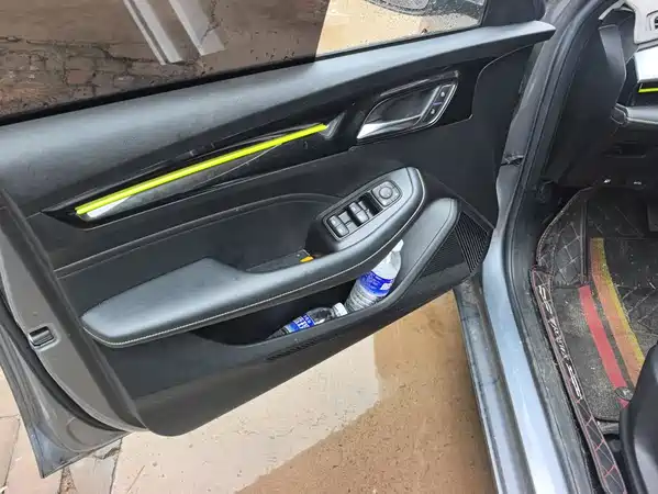 Roewe i5 2022