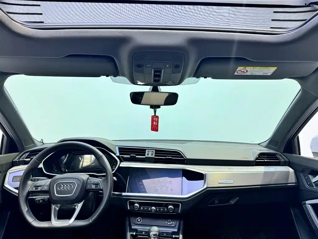 Audi Q3 2024 — фото 7