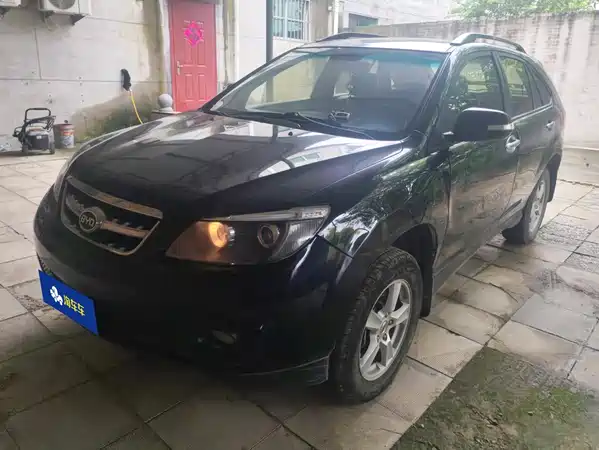 BYD S6 2014