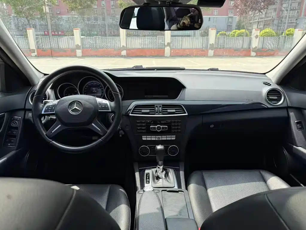 Mercedes-Benz C-Class 2013 — фото 11