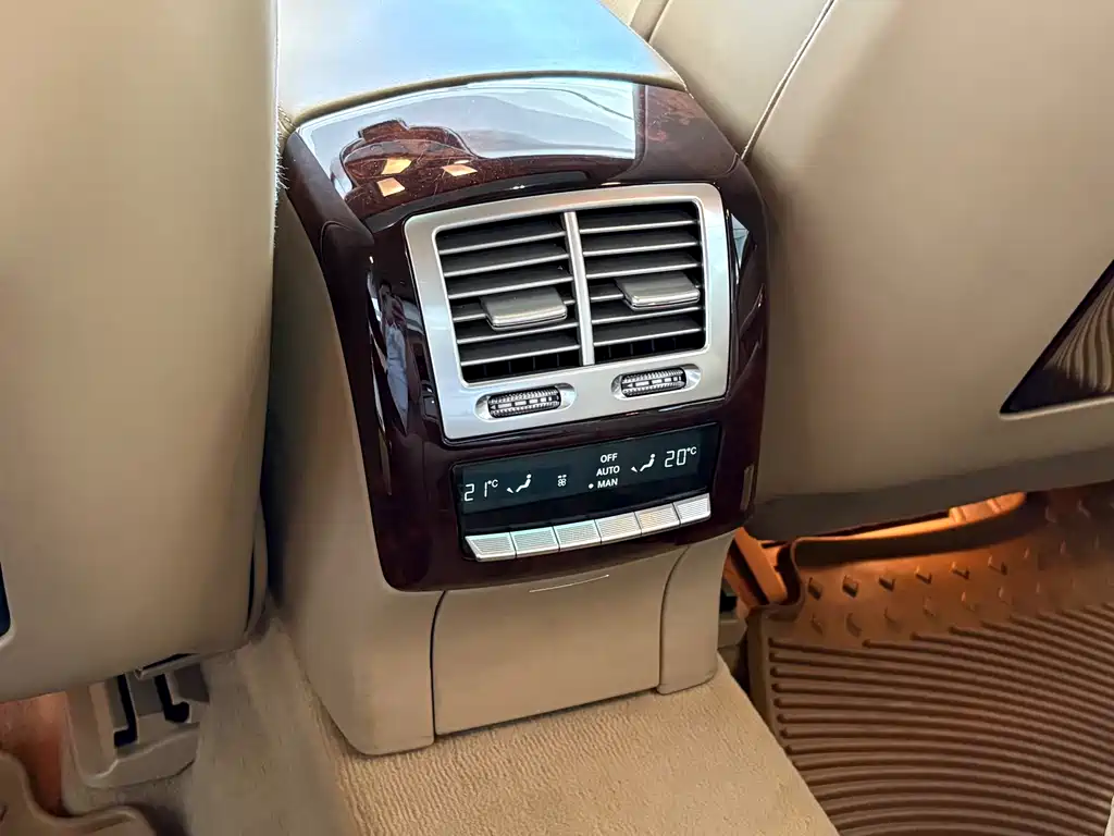 Mercedes-Benz S-Class 2010 — фото 21