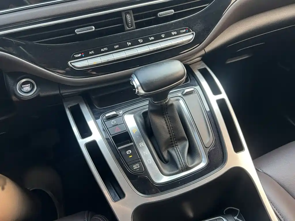 GAC Motor Trumpchi M6 2019 — фото 13