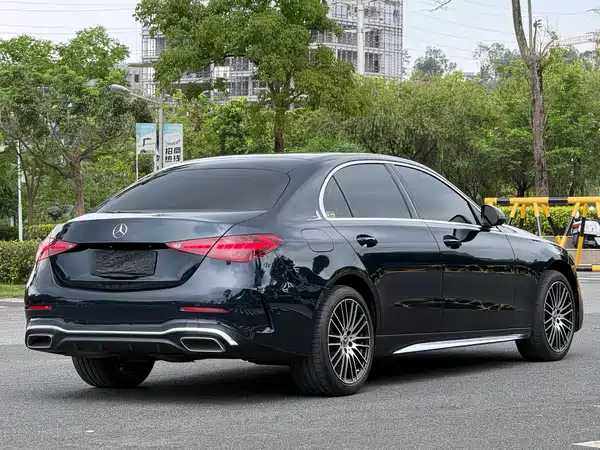 Mercedes-Benz C-Class 2022