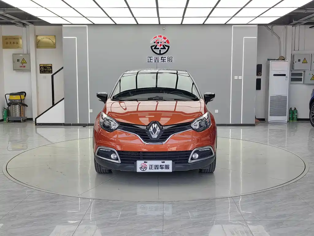 Renault Captur 2015 — фото 2