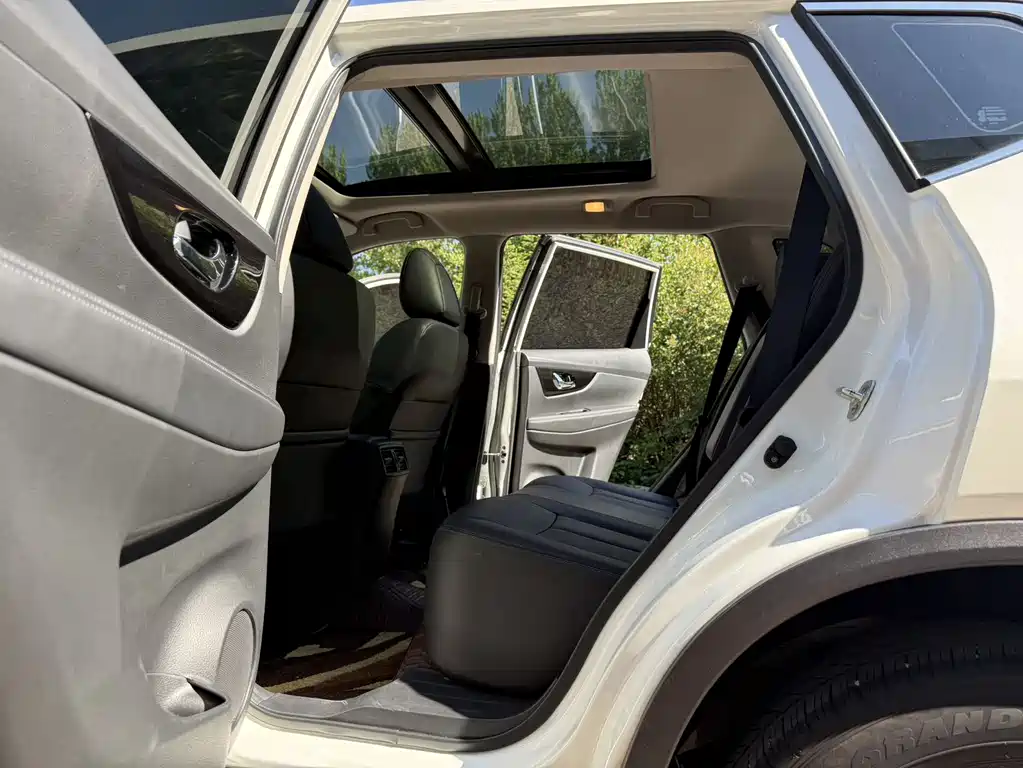Nissan X-Trail 2023 — фото 12