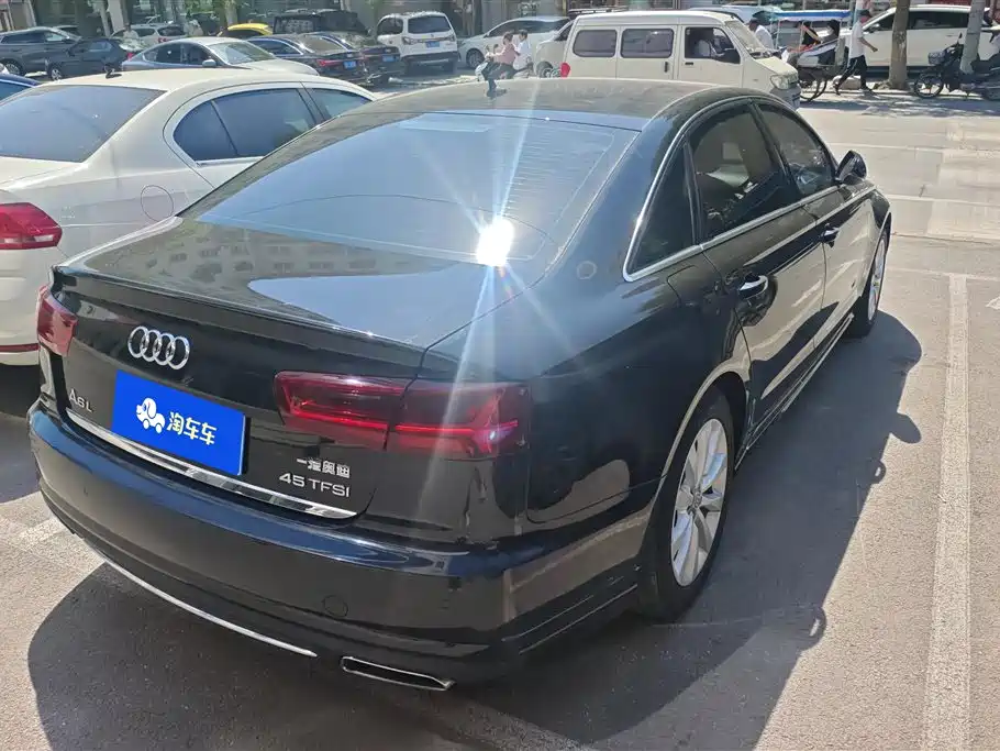Audi A6L 2017 — фото 3