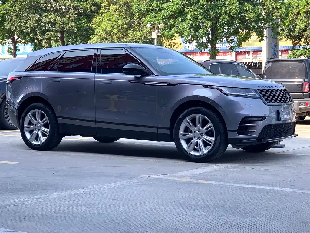 Land Rover Velar 2021 — фото 8