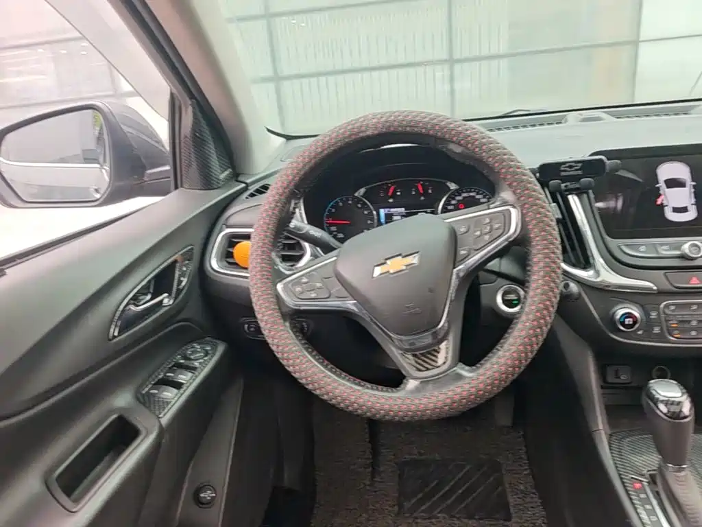Chevrolet Equinox 2017 — фото 17