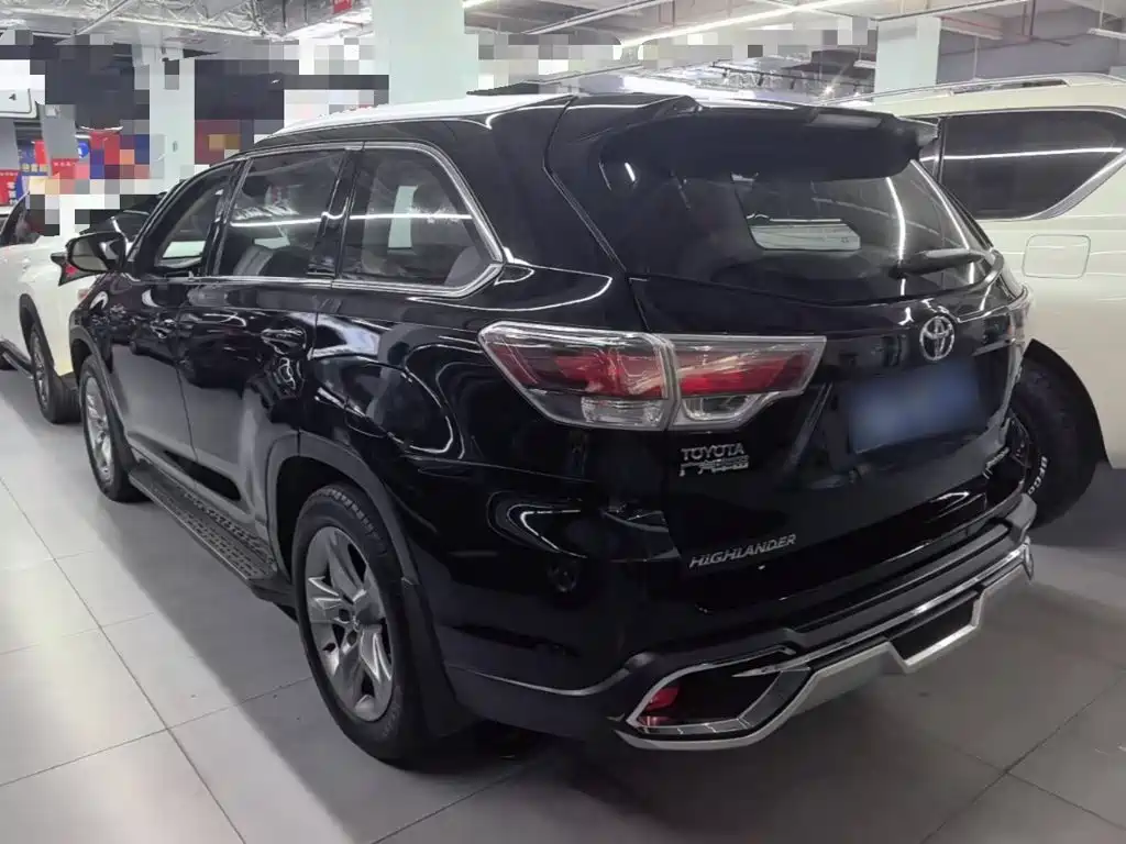 Toyota Highlander 2015 — фото 5
