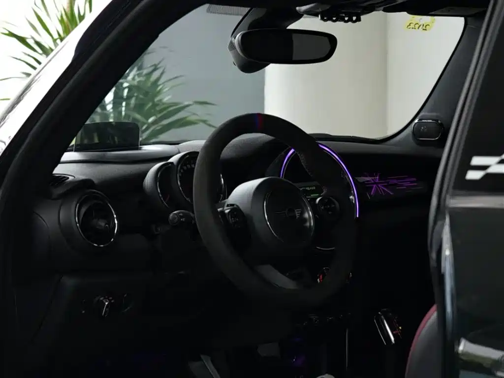 MINI JCW 2019 — фото 15