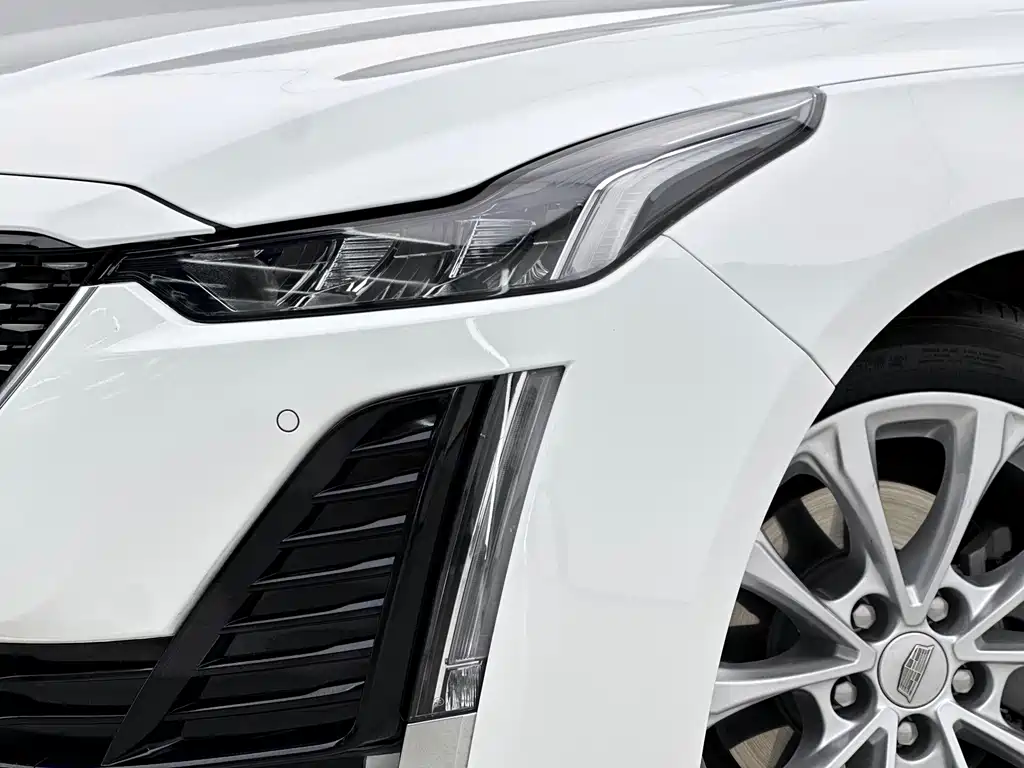 Cadillac CT5 2021 — фото 15