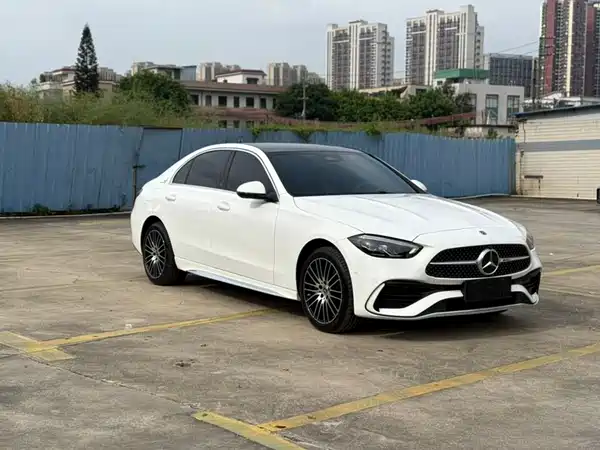 Mercedes-Benz C-Class 2025