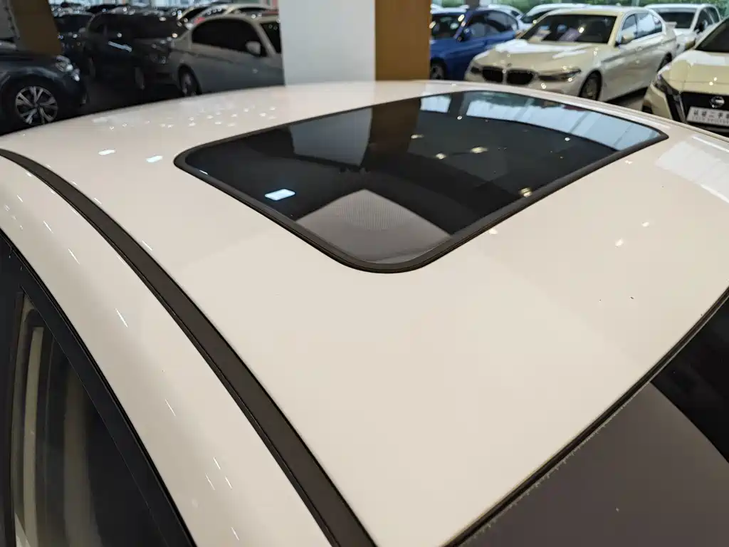 Hyundai Elantra Langdong 2016 — фото 32