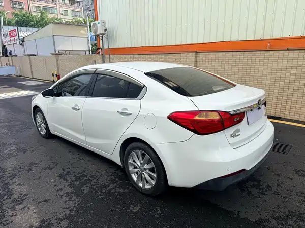 Kia K3 2014