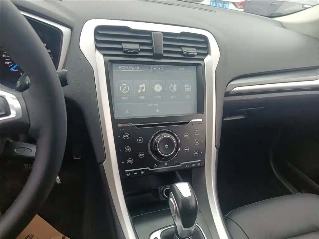 Ford Mondeo 2015 — фото 13