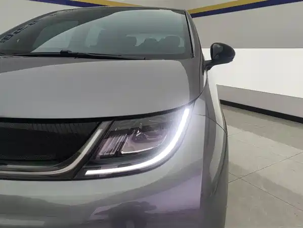 BYD Dolphin 2023