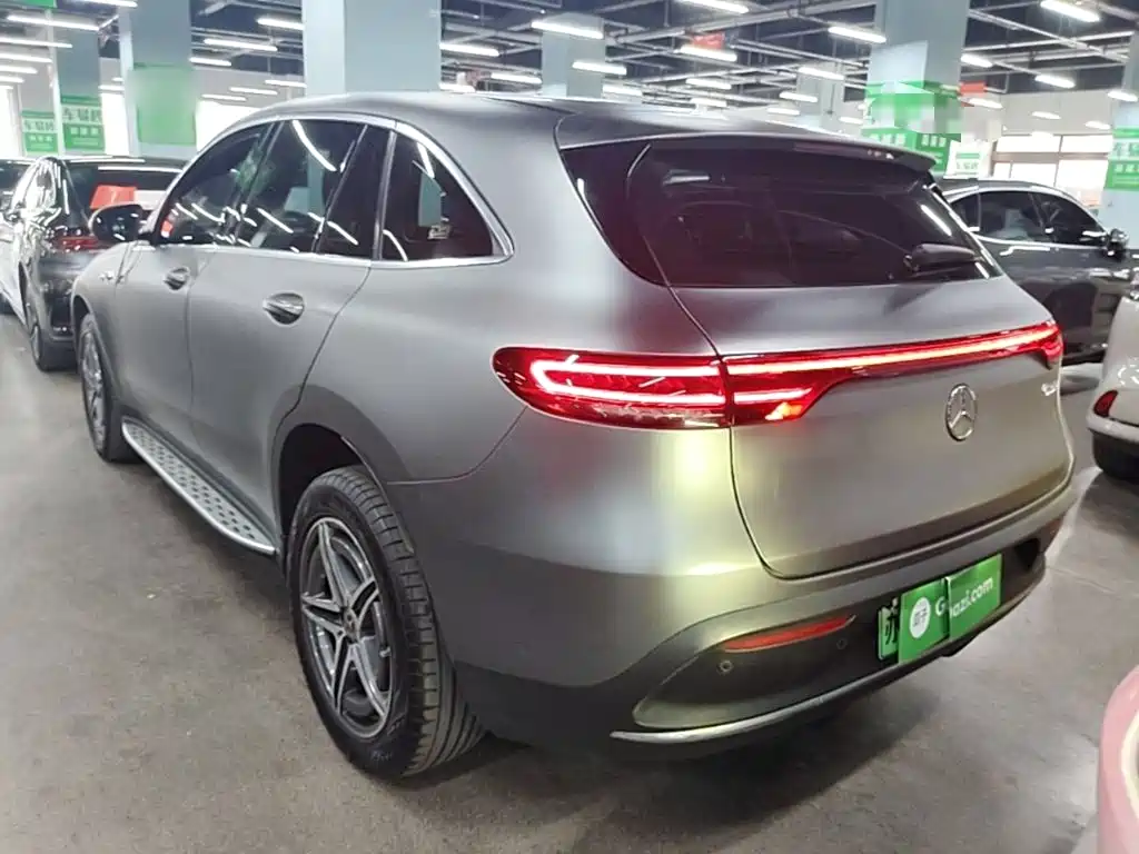 Mercedes-Benz EQC 2021 — фото 5