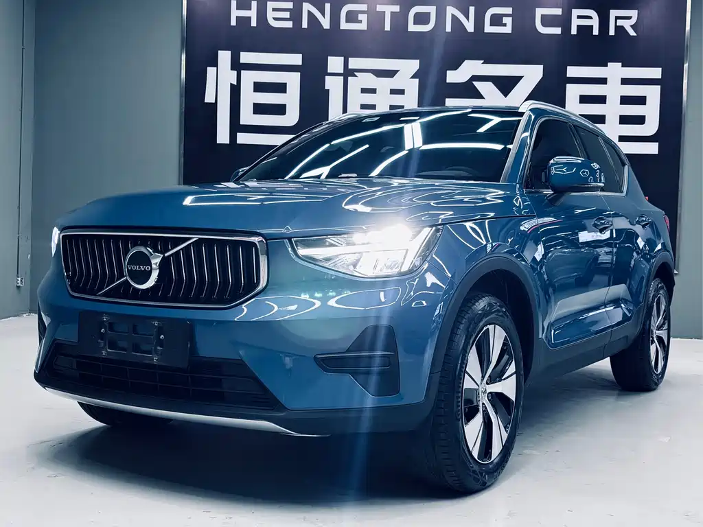 Volvo XC40 2023