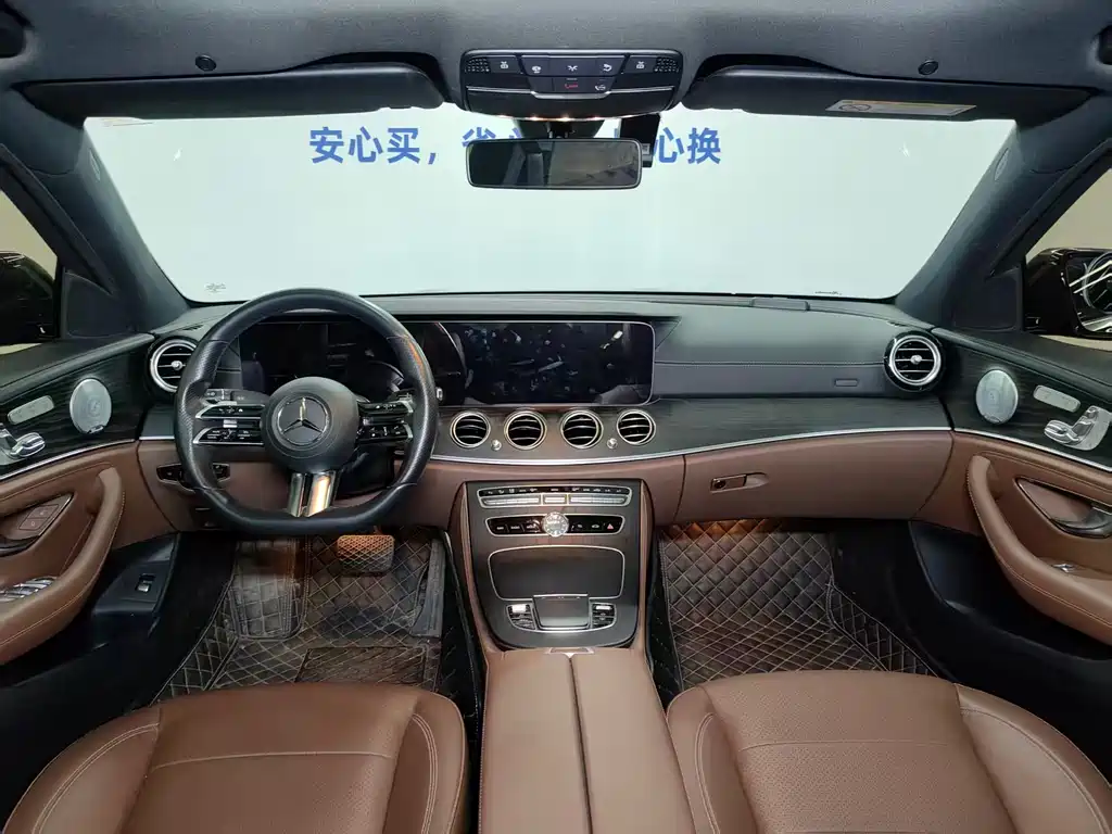 Mercedes-Benz E-Class 2021 — фото 16