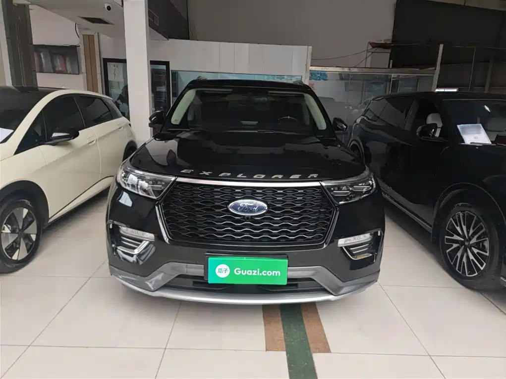 Ford Explorer 2020 — фото 3