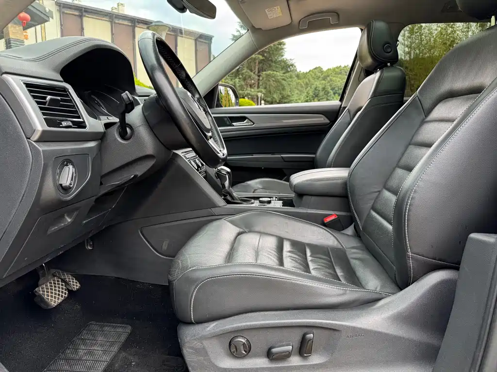 Volkswagen Teramont 2018 — фото 14