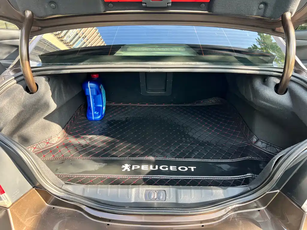 Peugeot 508 2016 — фото 16