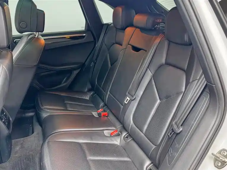 Porsche Macan 2015 — фото 13
