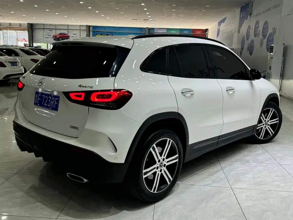 Mercedes-Benz GLA 2022 — фото 9