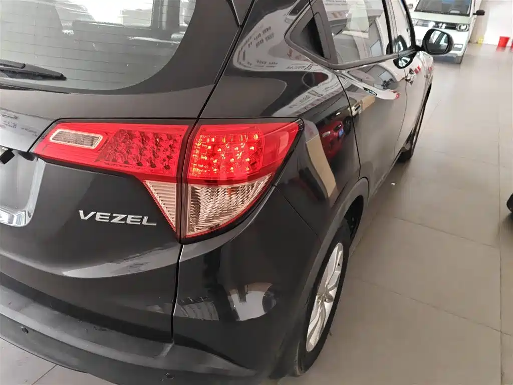 Honda Vezel 2019 — фото 8