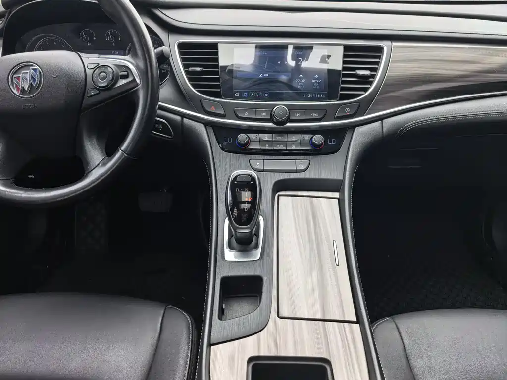 Buick LaCrosse 2020 — фото 10