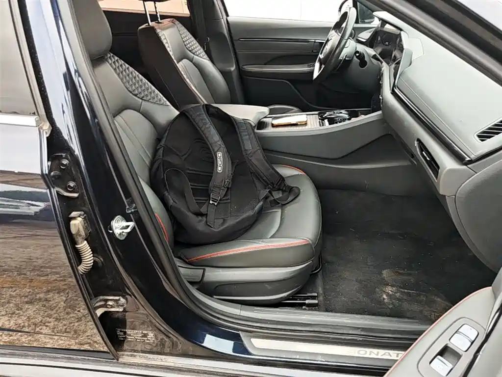 Hyundai Sonata 2020 — фото 25