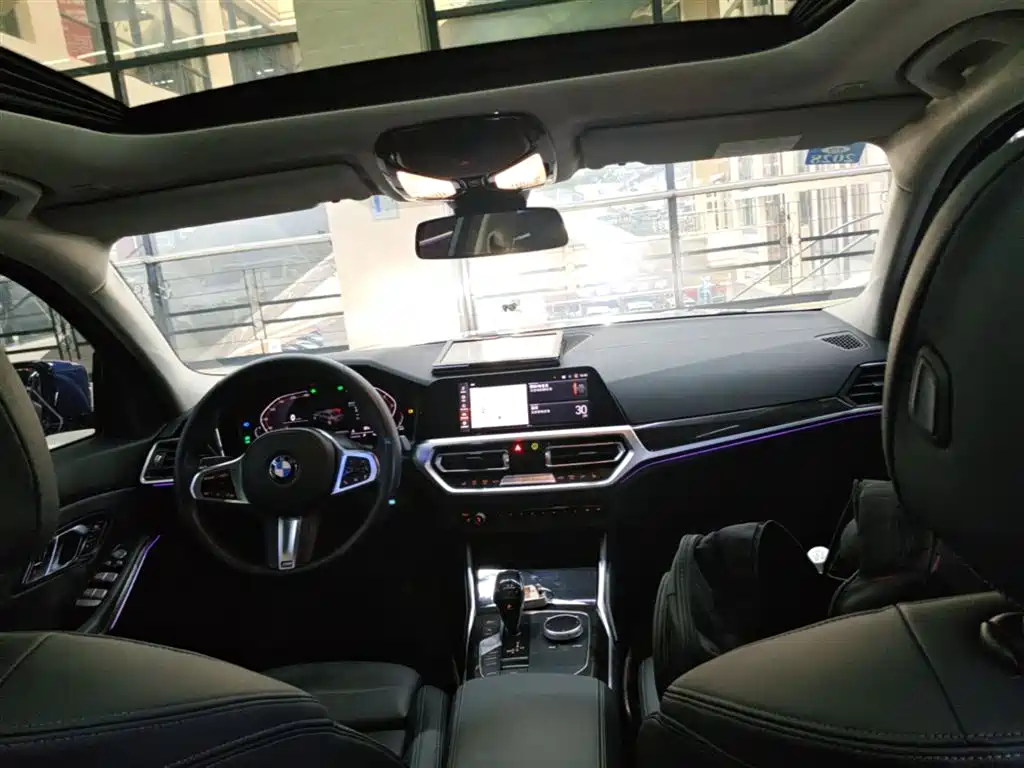 BMW 3 Series 2020 — фото 10