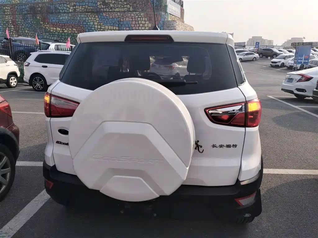 Ford Ecosport 2017 — фото 4
