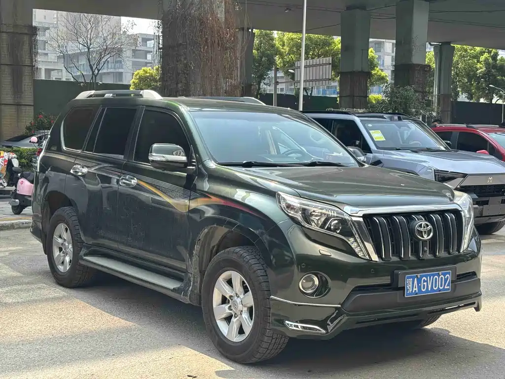 Toyota Prado 2016 — фото 3
