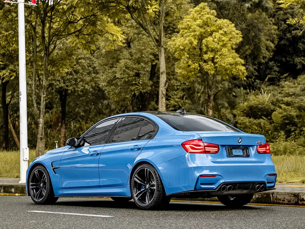 BMW M3 2019 — фото 18