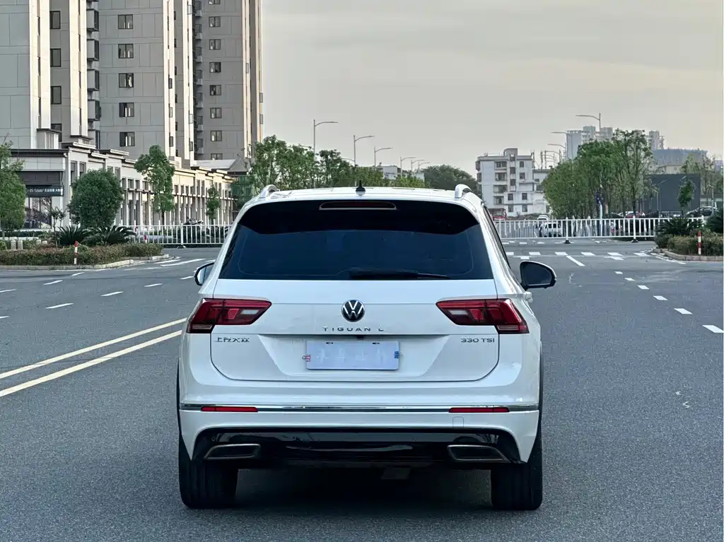 Volkswagen Tiguan L 2021 — фото 5
