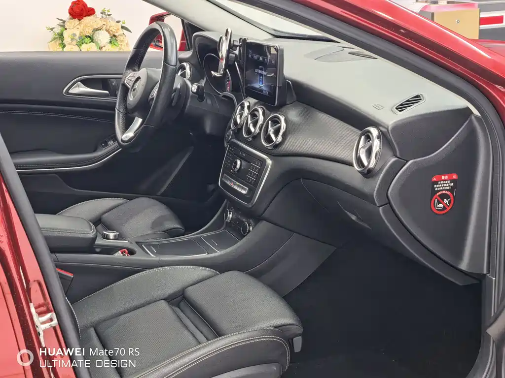 Mercedes-Benz GLA 2018 — фото 8