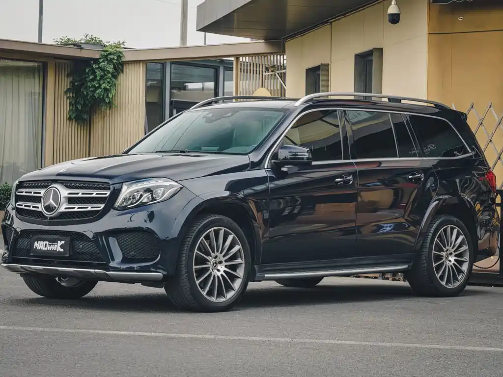 Mercedes-Benz GLS 2017 — фото 1