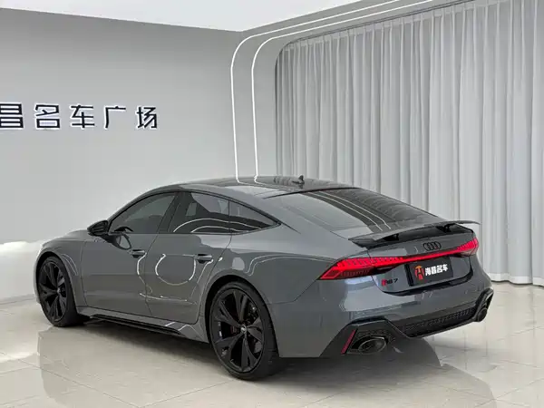 Audi RS 7 2021