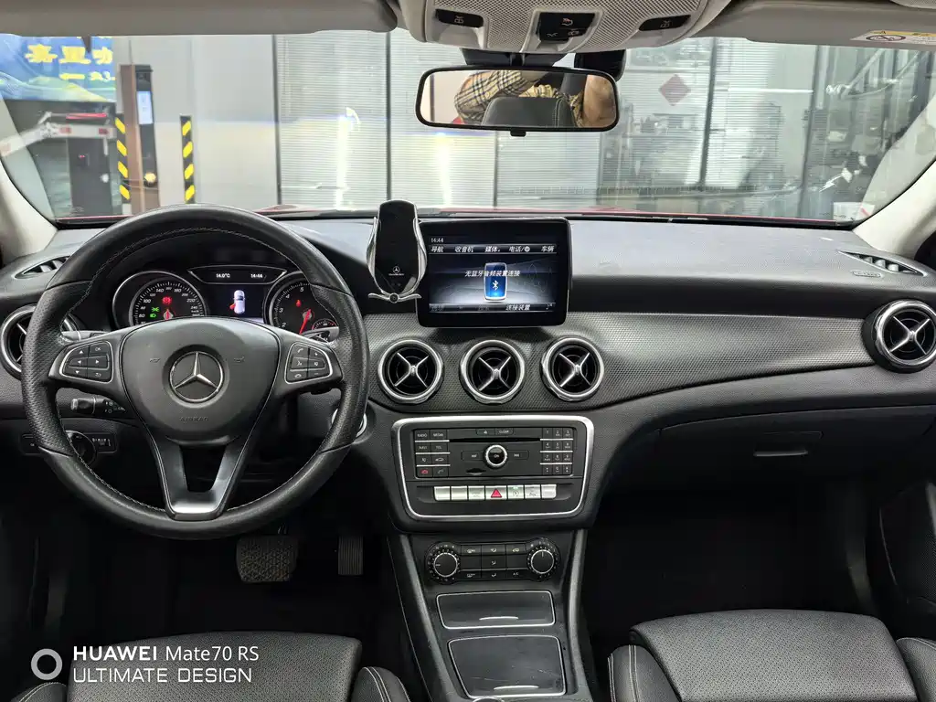 Mercedes-Benz GLA 2018 — фото 10