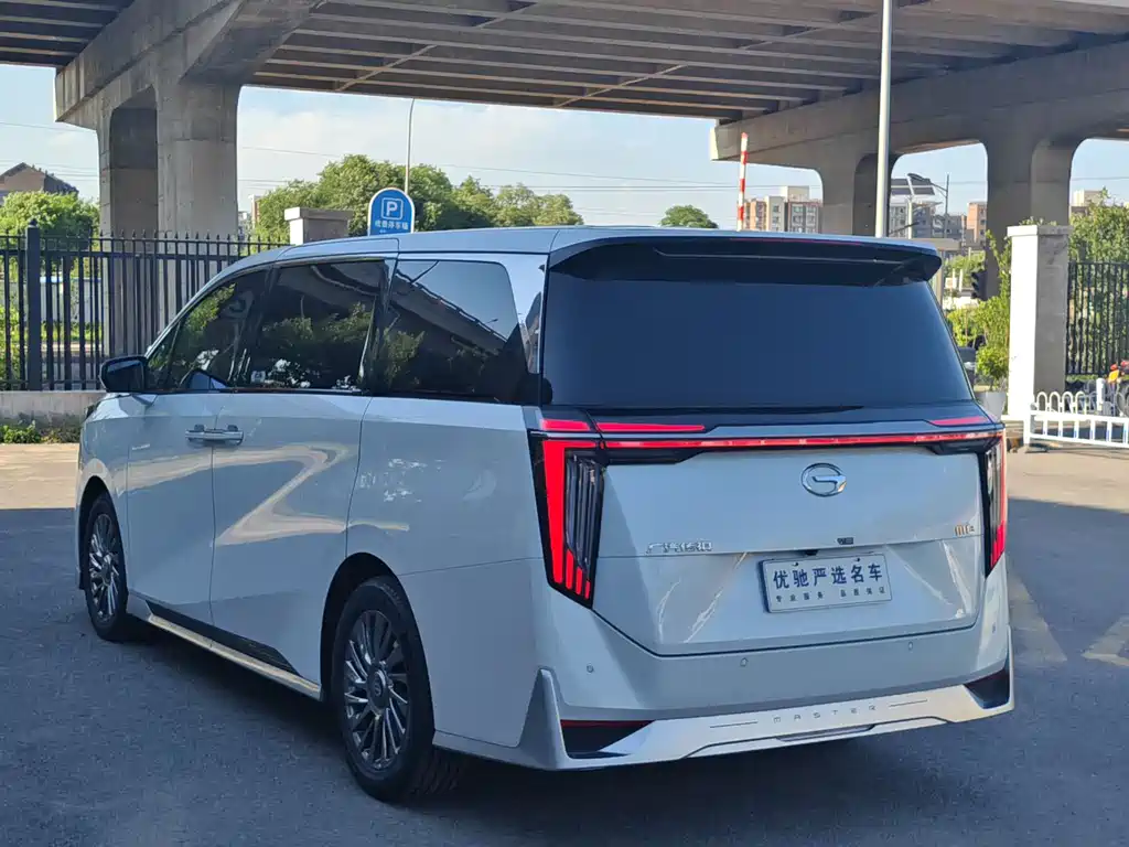 GAC Motor Trumpchi M8 2023 — фото 30