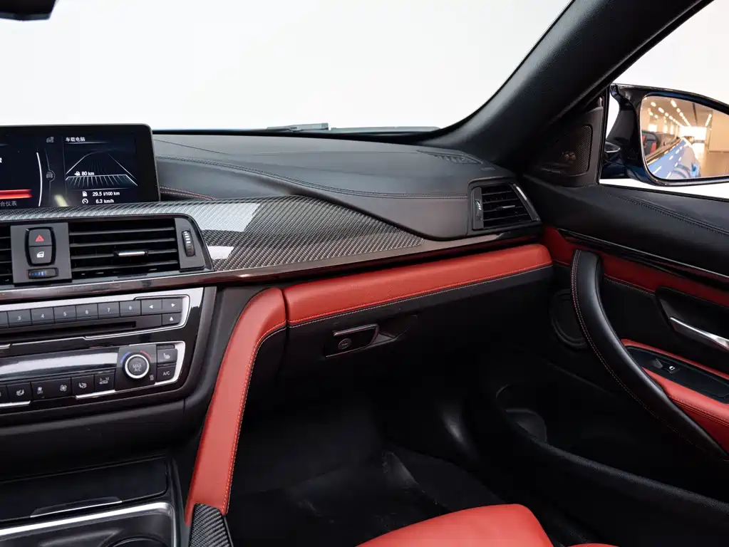 BMW M4 2016 — фото 18