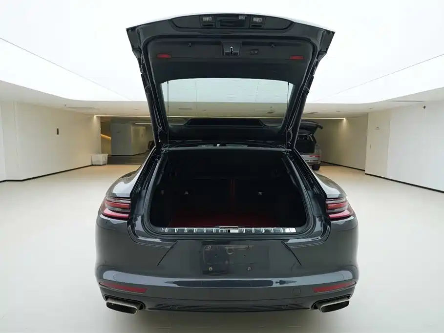 Porsche Panamera 2019 — фото 13