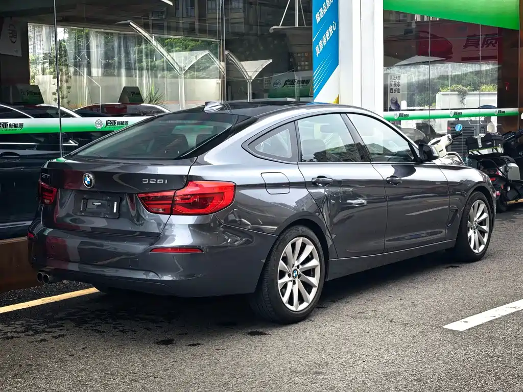 BMW 3 Series GT 2019 — фото 9