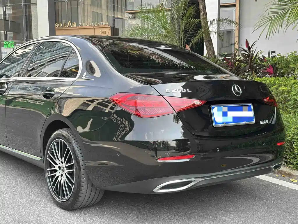 Mercedes-Benz C-Class 2023 — фото 8