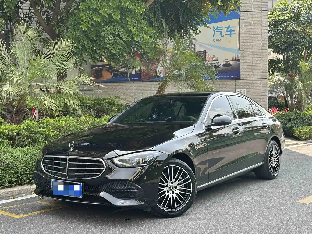 Mercedes-Benz C-Class 2023 — фото 1