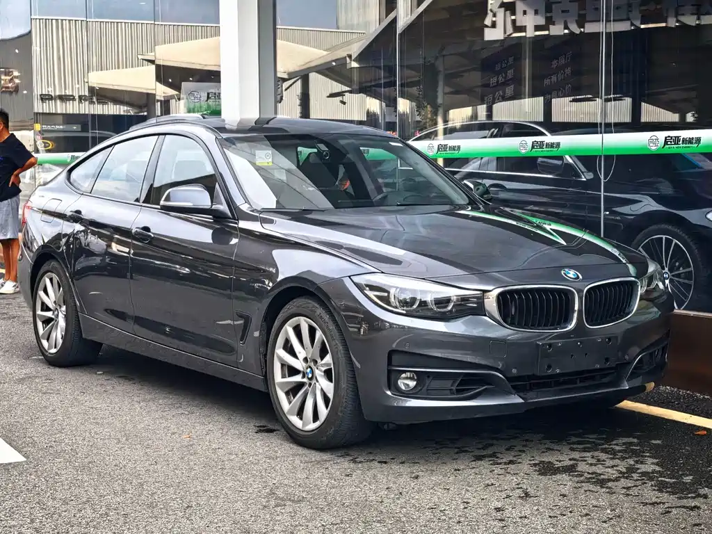 BMW 3 Series GT 2019 — фото 3