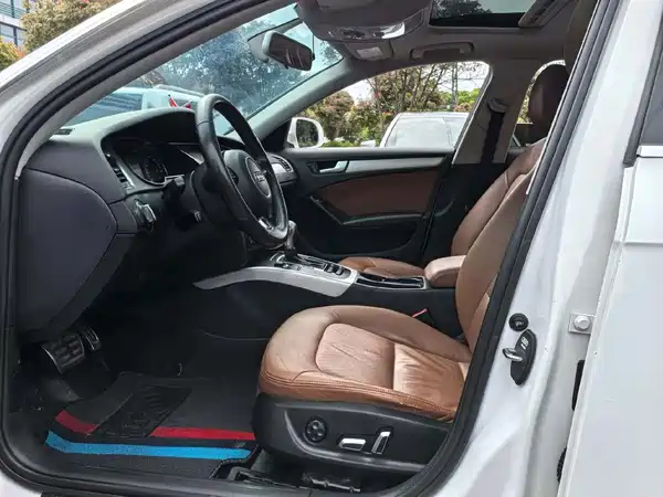 Audi A4L 2015