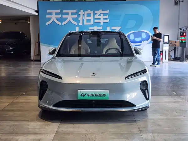 NIO ET5T 2023